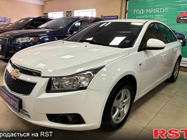Белый Шевроле Круз, объемом двигателя 1.6 л и пробегом 111 тыс. км за 6500 $, фото 1 на Automoto.ua