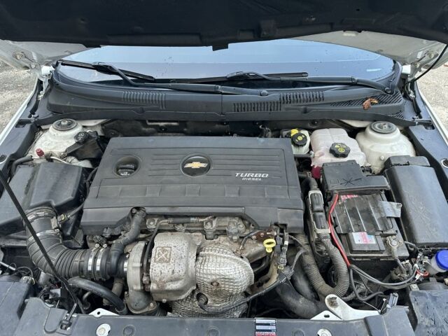 Білий Шевроле Круз, об'ємом двигуна 2 л та пробігом 237 тис. км за 6200 $, фото 7 на Automoto.ua