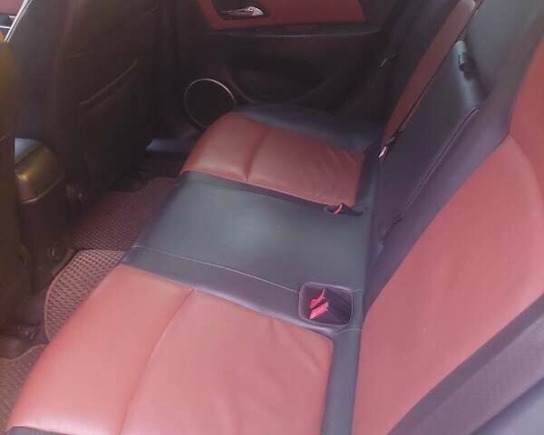 Белый Шевроле Круз, объемом двигателя 1.8 л и пробегом 205 тыс. км за 8500 $, фото 8 на Automoto.ua