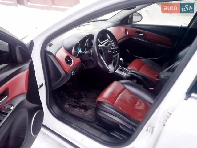 Білий Шевроле Круз, об'ємом двигуна 1.8 л та пробігом 159 тис. км за 7100 $, фото 4 на Automoto.ua