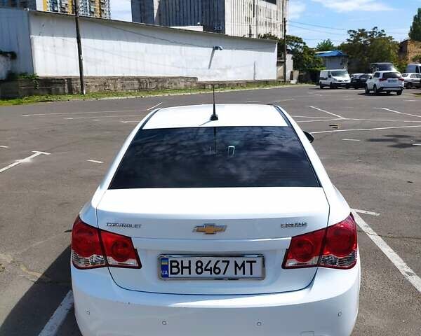 Білий Шевроле Круз, об'ємом двигуна 1.8 л та пробігом 94 тис. км за 8700 $, фото 4 на Automoto.ua