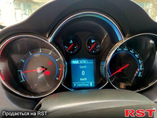 Білий Шевроле Круз, об'ємом двигуна 1.8 л та пробігом 185 тис. км за 8300 $, фото 8 на Automoto.ua