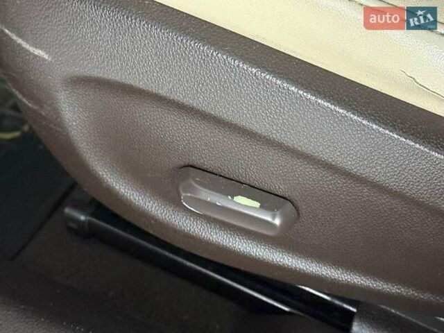 Белый Шевроле Круз, объемом двигателя 1.4 л и пробегом 258 тыс. км за 8140 $, фото 10 на Automoto.ua