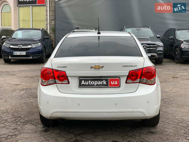 Белый Шевроле Круз, объемом двигателя 2 л и пробегом 212 тыс. км за 8190 $, фото 6 на Automoto.ua