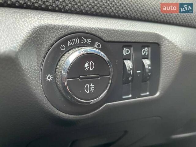 Білий Шевроле Круз, об'ємом двигуна 1.8 л та пробігом 168 тис. км за 7290 $, фото 16 на Automoto.ua