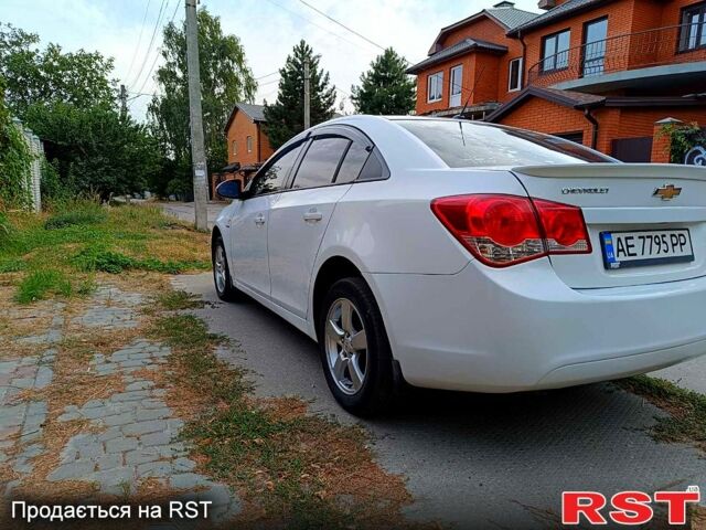 Білий Шевроле Круз, об'ємом двигуна 1.8 л та пробігом 250 тис. км за 6800 $, фото 9 на Automoto.ua