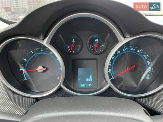Білий Шевроле Круз, об'ємом двигуна 1.8 л та пробігом 168 тис. км за 7290 $, фото 18 на Automoto.ua