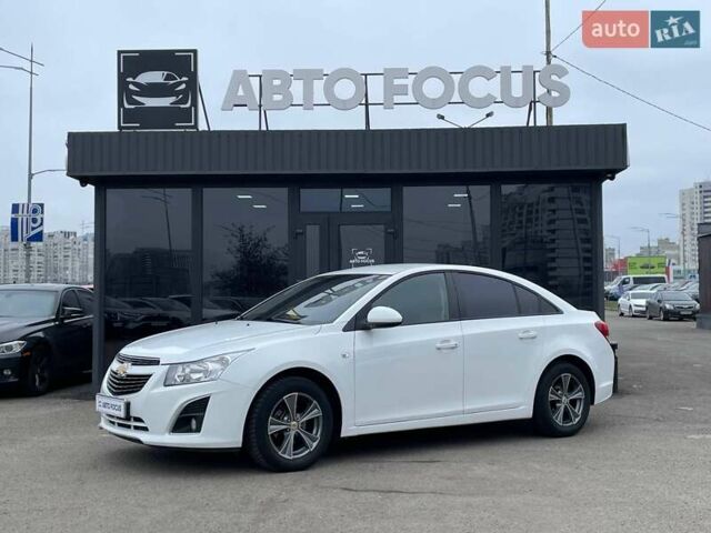 Білий Шевроле Круз, об'ємом двигуна 1.8 л та пробігом 168 тис. км за 7290 $, фото 3 на Automoto.ua