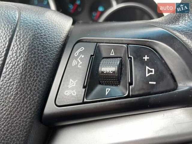 Білий Шевроле Круз, об'ємом двигуна 1.8 л та пробігом 168 тис. км за 7290 $, фото 21 на Automoto.ua