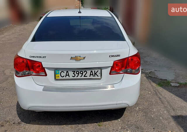 Білий Шевроле Круз, об'ємом двигуна 1.6 л та пробігом 114 тис. км за 7500 $, фото 7 на Automoto.ua