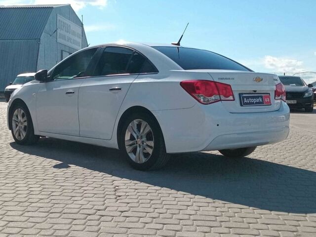 Белый Шевроле Круз, объемом двигателя 1.8 л и пробегом 198 тыс. км за 6690 $, фото 5 на Automoto.ua