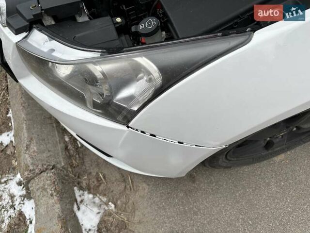 Білий Шевроле Круз, об'ємом двигуна 1.36 л та пробігом 285 тис. км за 6000 $, фото 22 на Automoto.ua