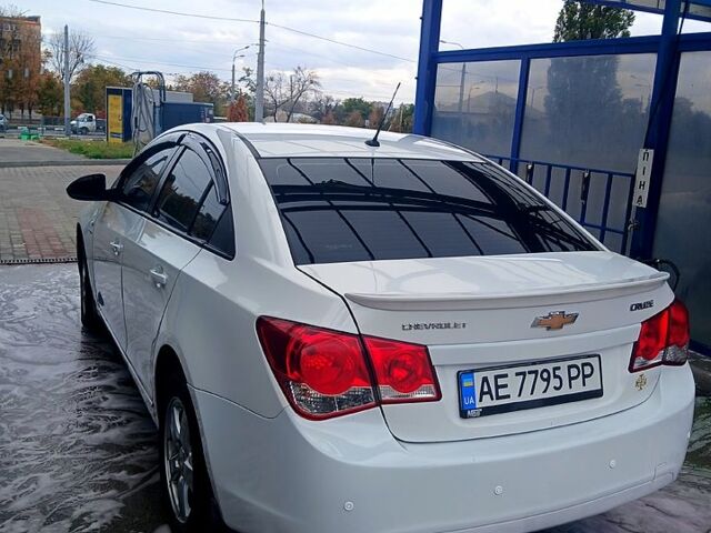 Білий Шевроле Круз, об'ємом двигуна 1.8 л та пробігом 235 тис. км за 6300 $, фото 2 на Automoto.ua