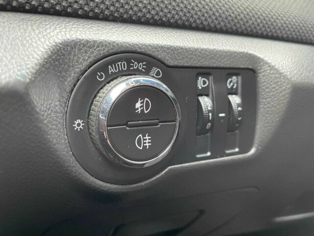 Білий Шевроле Круз, об'ємом двигуна 1.8 л та пробігом 168 тис. км за 7290 $, фото 16 на Automoto.ua