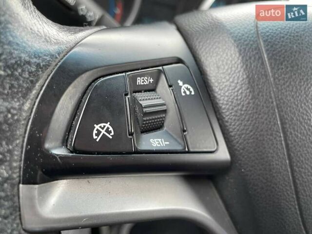 Білий Шевроле Круз, об'ємом двигуна 1.8 л та пробігом 168 тис. км за 7290 $, фото 20 на Automoto.ua