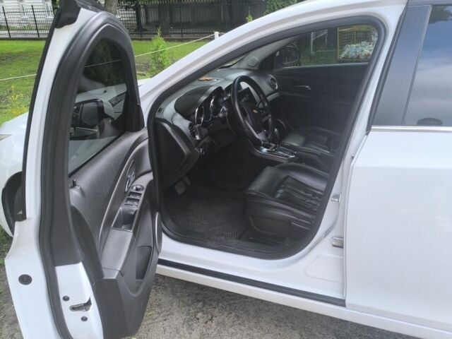 Білий Шевроле Круз, об'ємом двигуна 1.8 л та пробігом 220 тис. км за 7100 $, фото 3 на Automoto.ua