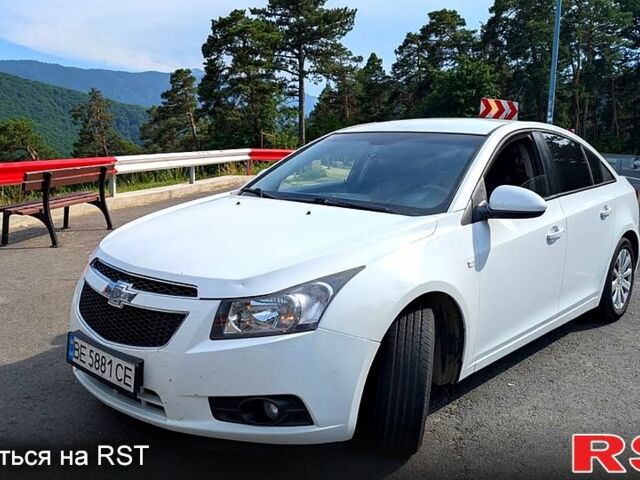 Білий Шевроле Круз, об'ємом двигуна 1.6 л та пробігом 207 тис. км за 6100 $, фото 4 на Automoto.ua