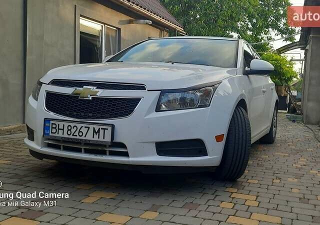 Білий Шевроле Круз, об'ємом двигуна 1.36 л та пробігом 94 тис. км за 7700 $, фото 1 на Automoto.ua