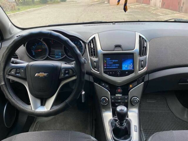 Белый Шевроле Круз, объемом двигателя 1.8 л и пробегом 109 тыс. км за 7950 $, фото 10 на Automoto.ua