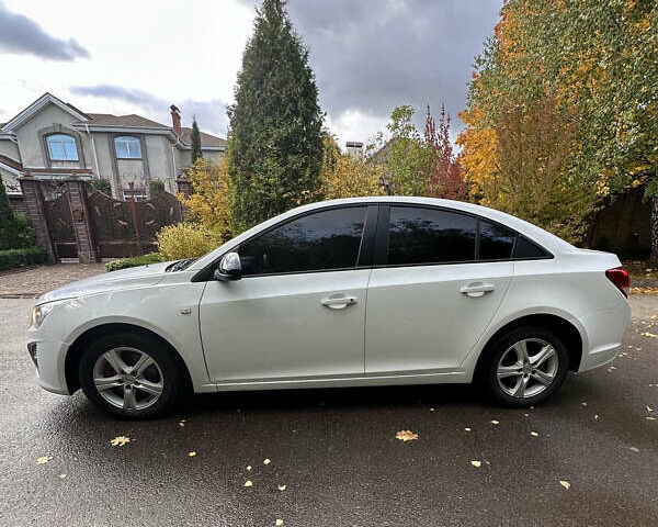 Білий Шевроле Круз, об'ємом двигуна 1.69 л та пробігом 220 тис. км за 6000 $, фото 7 на Automoto.ua