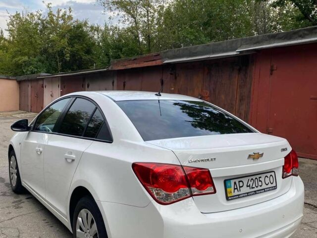 Белый Шевроле Круз, объемом двигателя 1.8 л и пробегом 109 тыс. км за 7950 $, фото 3 на Automoto.ua