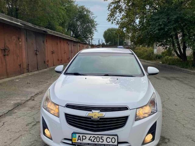 Белый Шевроле Круз, объемом двигателя 1.8 л и пробегом 109 тыс. км за 7950 $, фото 1 на Automoto.ua