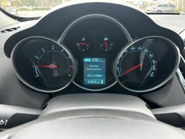 Білий Шевроле Круз, об'ємом двигуна 1.8 л та пробігом 73 тис. км за 9499 $, фото 3 на Automoto.ua