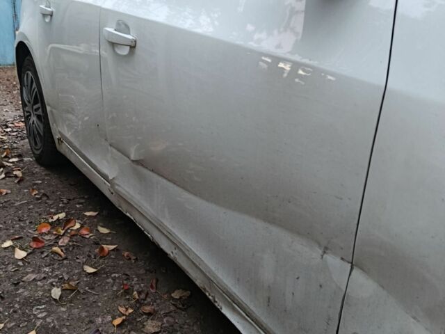 Білий Шевроле Круз, об'ємом двигуна 1.4 л та пробігом 233 тис. км за 5000 $, фото 9 на Automoto.ua