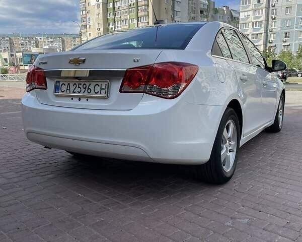 Білий Шевроле Круз, об'ємом двигуна 1.4 л та пробігом 132 тис. км за 7200 $, фото 1 на Automoto.ua