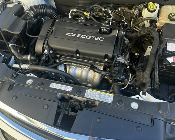 Белый Шевроле Круз, объемом двигателя 1.8 л и пробегом 210 тыс. км за 5999 $, фото 9 на Automoto.ua