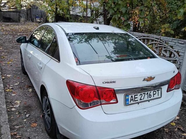 Білий Шевроле Круз, об'ємом двигуна 1.4 л та пробігом 233 тис. км за 5000 $, фото 2 на Automoto.ua