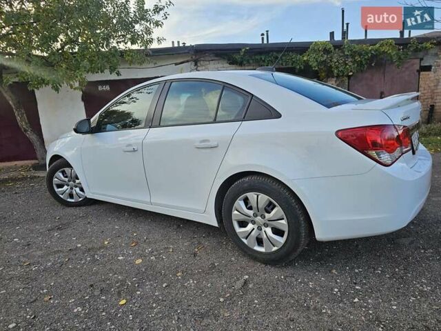Белый Шевроле Круз, объемом двигателя 1.8 л и пробегом 237 тыс. км за 7400 $, фото 20 на Automoto.ua
