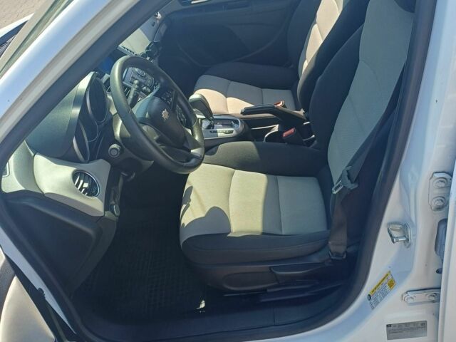 Белый Шевроле Круз, объемом двигателя 1.8 л и пробегом 110 тыс. км за 6000 $, фото 12 на Automoto.ua