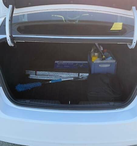 Белый Шевроле Круз, объемом двигателя 1.8 л и пробегом 164 тыс. км за 8300 $, фото 12 на Automoto.ua