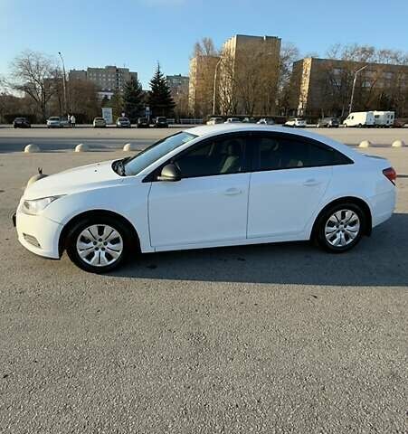 Белый Шевроле Круз, объемом двигателя 1.8 л и пробегом 164 тыс. км за 8300 $, фото 1 на Automoto.ua