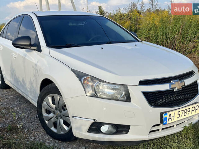 Белый Шевроле Круз, объемом двигателя 1.8 л и пробегом 267 тыс. км за 6790 $, фото 13 на Automoto.ua