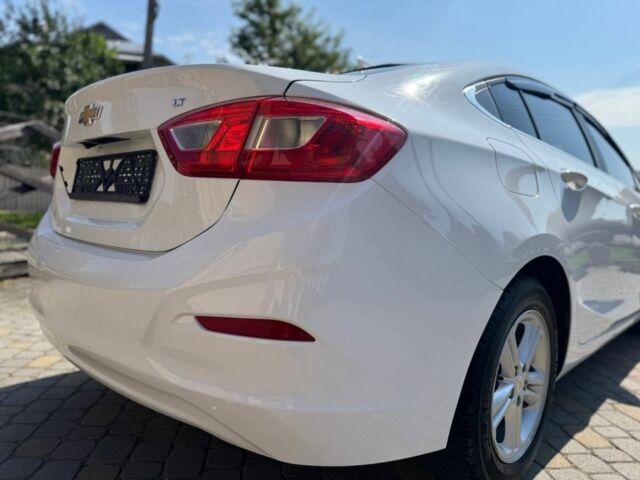 Белый Шевроле Круз, объемом двигателя 1.4 л и пробегом 196 тыс. км за 8500 $, фото 22 на Automoto.ua