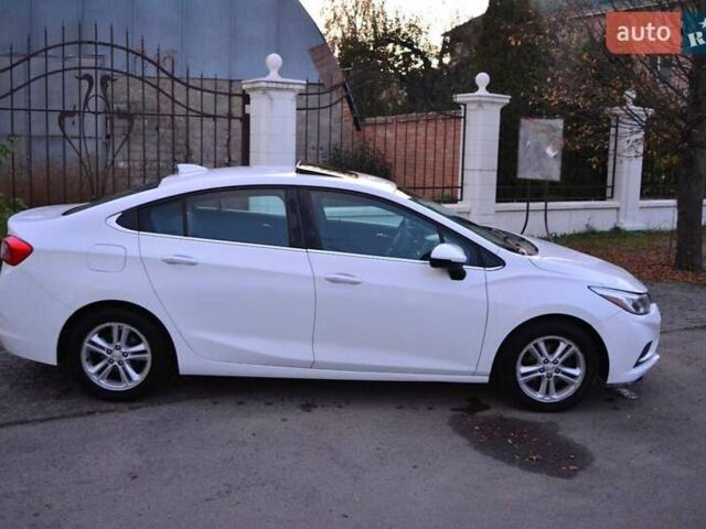 Белый Шевроле Круз, объемом двигателя 1.4 л и пробегом 85 тыс. км за 8500 $, фото 4 на Automoto.ua