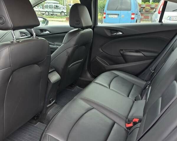 Белый Шевроле Круз, объемом двигателя 1.4 л и пробегом 188 тыс. км за 11000 $, фото 3 на Automoto.ua