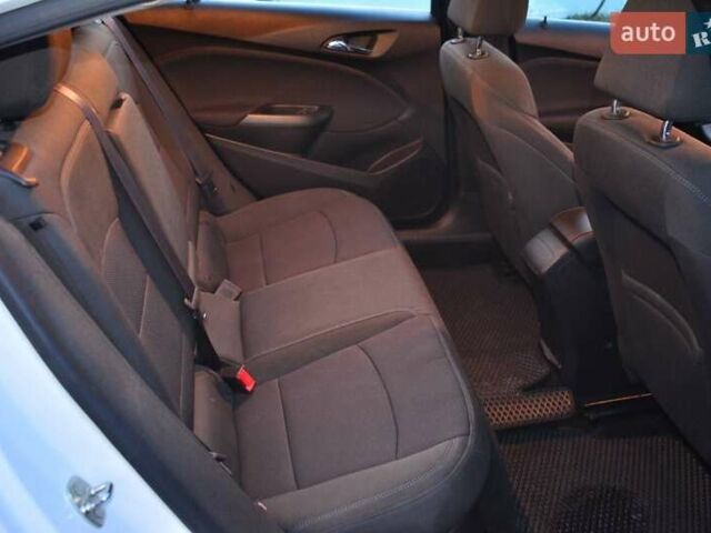 Белый Шевроле Круз, объемом двигателя 1.4 л и пробегом 85 тыс. км за 8500 $, фото 14 на Automoto.ua