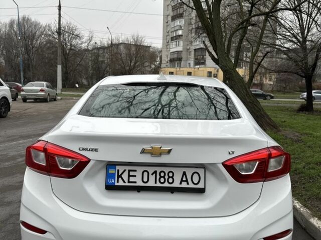 Белый Шевроле Круз, объемом двигателя 1.4 л и пробегом 123 тыс. км за 11000 $, фото 1 на Automoto.ua