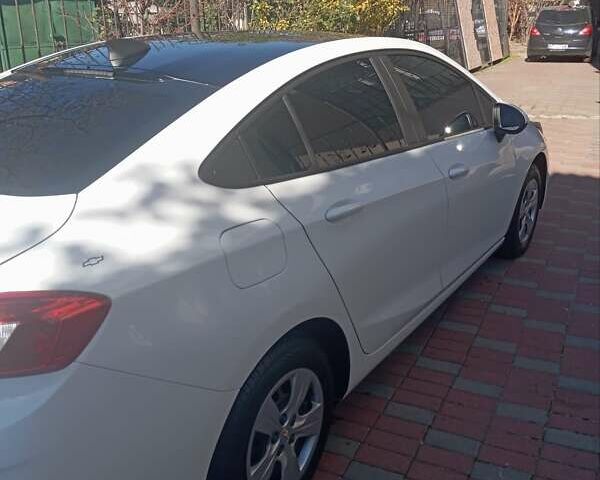 Білий Шевроле Круз, об'ємом двигуна 1.4 л та пробігом 60 тис. км за 9500 $, фото 9 на Automoto.ua