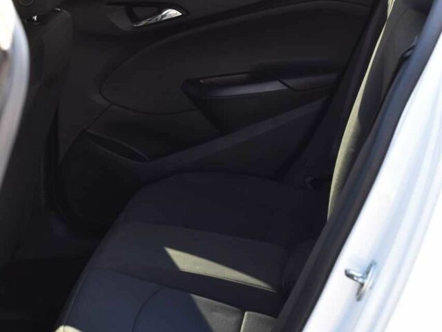 Білий Шевроле Круз, об'ємом двигуна 1.4 л та пробігом 115 тис. км за 8450 $, фото 18 на Automoto.ua