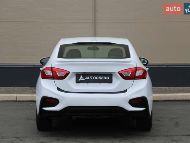 Білий Шевроле Круз, об'ємом двигуна 1.4 л та пробігом 79 тис. км за 12000 $, фото 4 на Automoto.ua