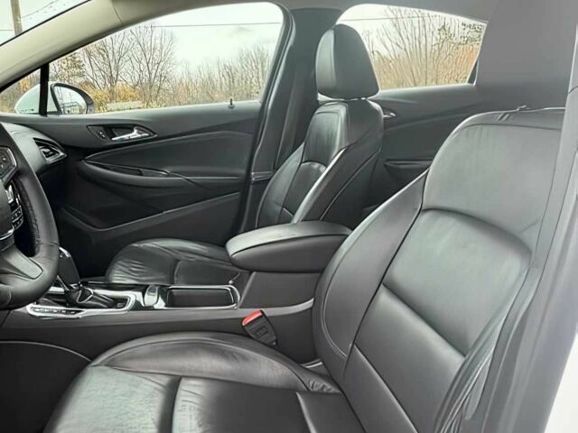 Белый Шевроле Круз, объемом двигателя 1.4 л и пробегом 49 тыс. км за 5250 $, фото 8 на Automoto.ua