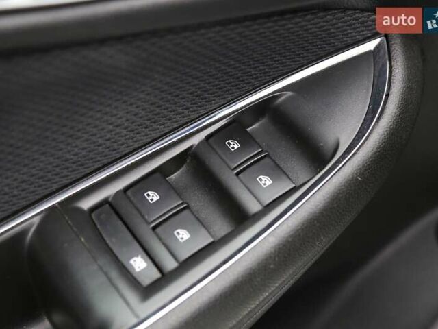 Білий Шевроле Круз, об'ємом двигуна 1.4 л та пробігом 79 тис. км за 12000 $, фото 20 на Automoto.ua