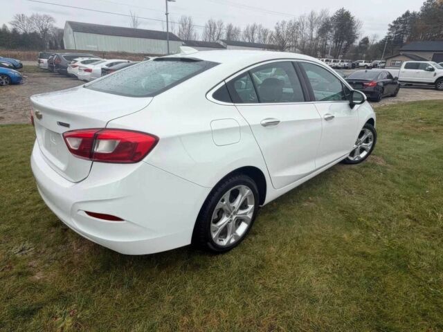 Белый Шевроле Круз, объемом двигателя 1.4 л и пробегом 47 тыс. км за 7000 $, фото 5 на Automoto.ua