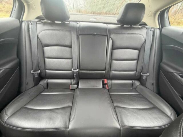 Белый Шевроле Круз, объемом двигателя 1.4 л и пробегом 47 тыс. км за 7000 $, фото 13 на Automoto.ua