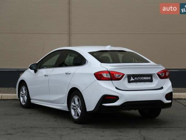 Білий Шевроле Круз, об'ємом двигуна 1.4 л та пробігом 79 тис. км за 12000 $, фото 5 на Automoto.ua