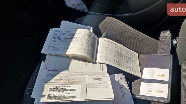 Белый Шевроле Круз, объемом двигателя 1.69 л и пробегом 202 тыс. км за 8300 $, фото 11 на Automoto.ua